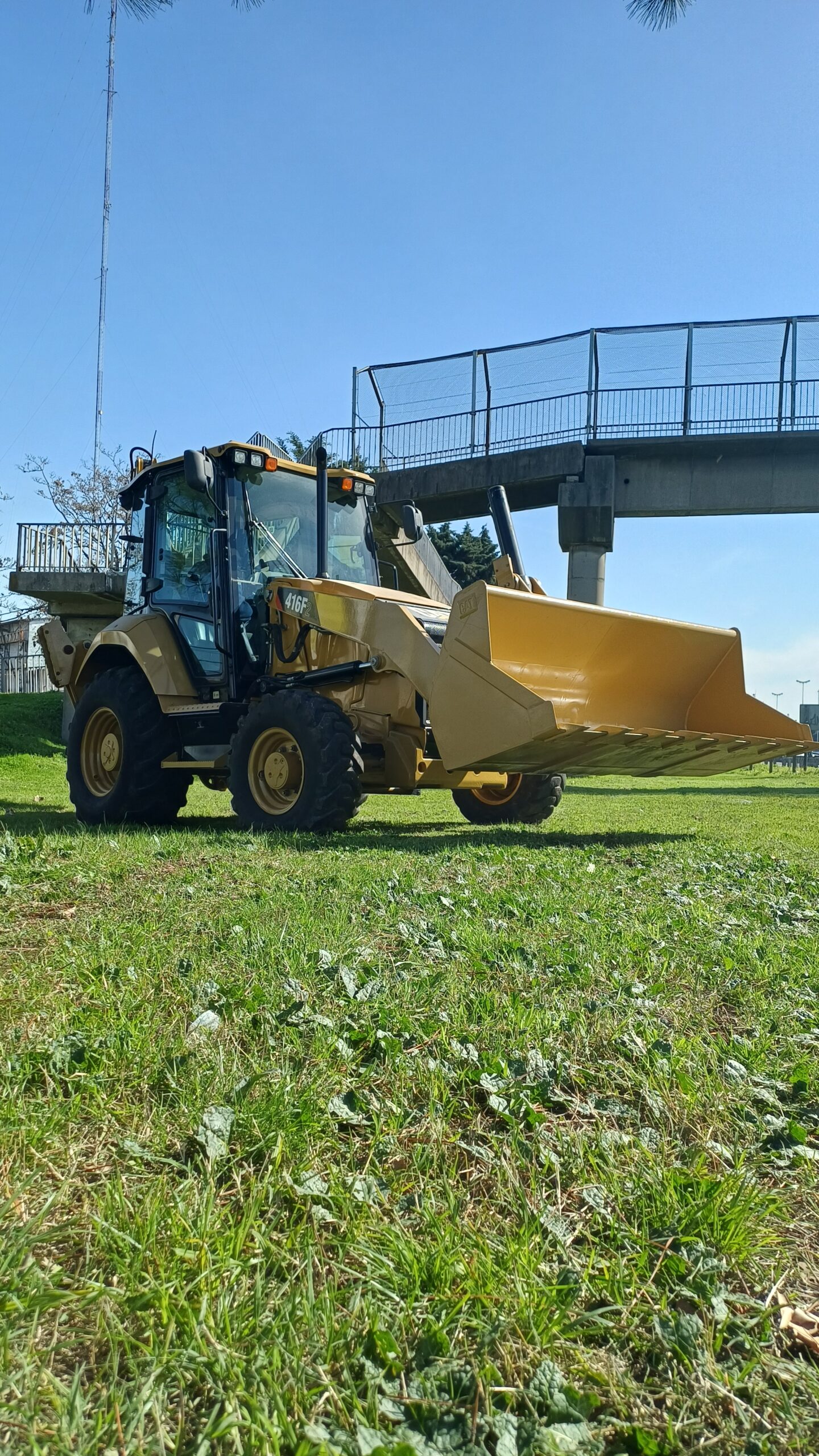 Retroexcavadora Caterpillar 416F2 4X4 2021 Pocas Horas Impecable!!